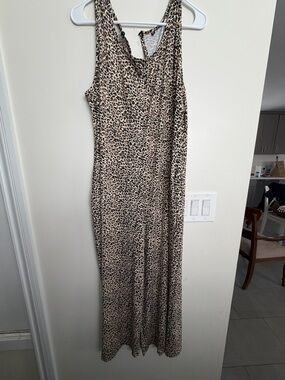 Sleeveless Leopard Print Maxi Dress in Beige and Black
